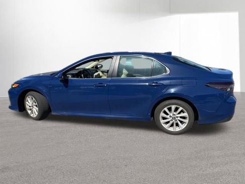 Used 2024 Toyota Camry LE FWD image 6