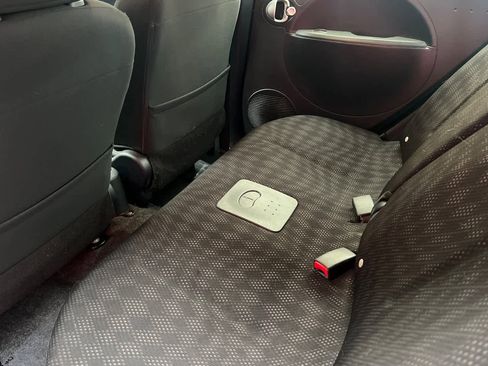 Used 2016 Mitsubishi i ES image 5