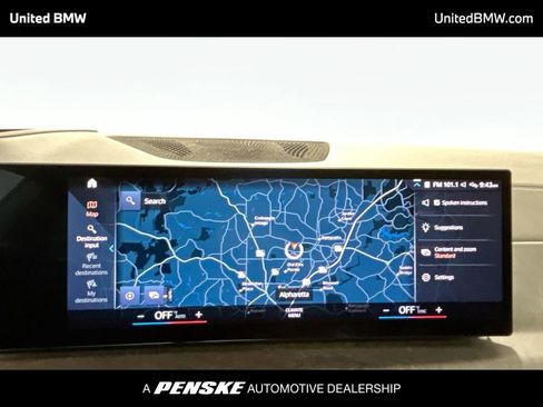 Used 2023 BMW X7 xDrive40i w/ Premium Package image 18