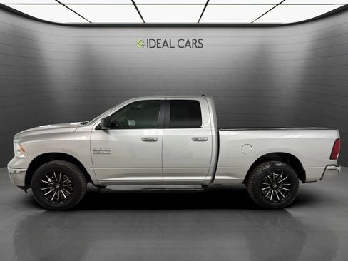 Used 2017 RAM 1500 Classic SLT RWD image 8