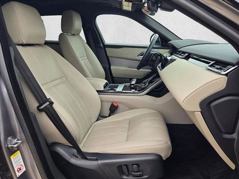 Used 2023 Land Rover Range Rover Velar R-Dynamic S image 22