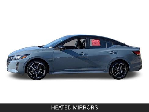 Certified 2025 Nissan Sentra SR FWD image 6
