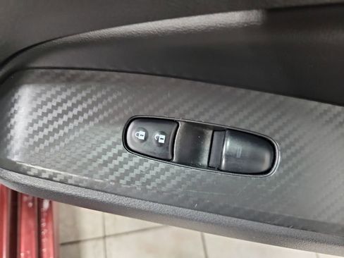 Used 2024 Nissan Altima 2.5 SV image 28