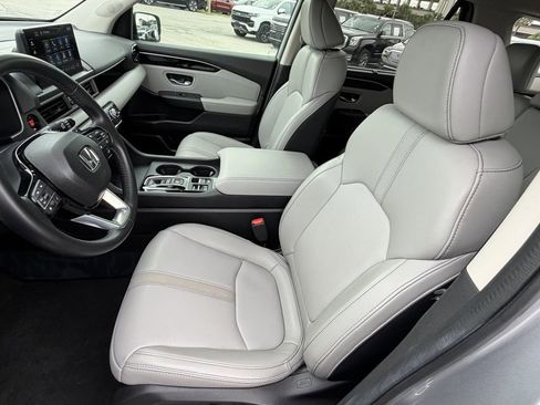 Used 2025 Honda Pilot EX-L image 20