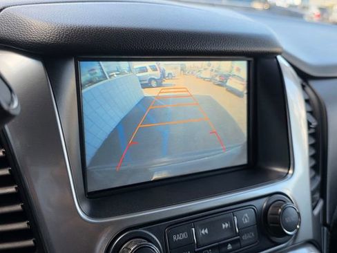 Used 2016 Chevrolet Suburban LT image 27