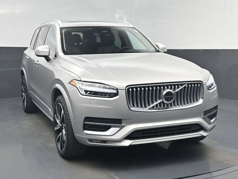 Used 2023 Volvo XC90 B6 Plus w/ Protection Package image 21