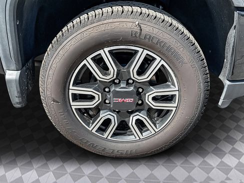 Used 2022 GMC Sierra 2500 AT4 w/ AT4 Preferred Package image 36