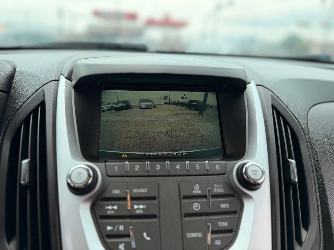 Used 2017 Chevrolet Equinox LS FWD image 24