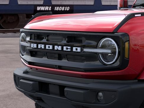 New 2026 Ford Bronco Outer Banks AWD/4WD image 19