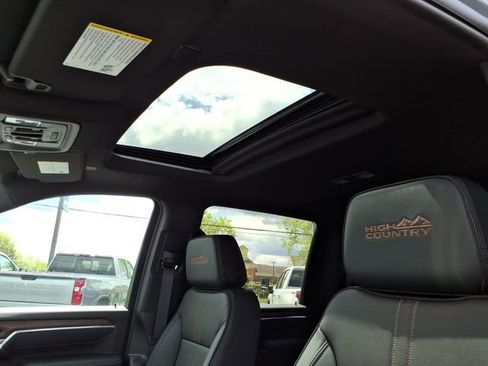 New 2026 Chevrolet Silverado 2500 High Country w/ High Country Premium Package AWD/4WD image 8