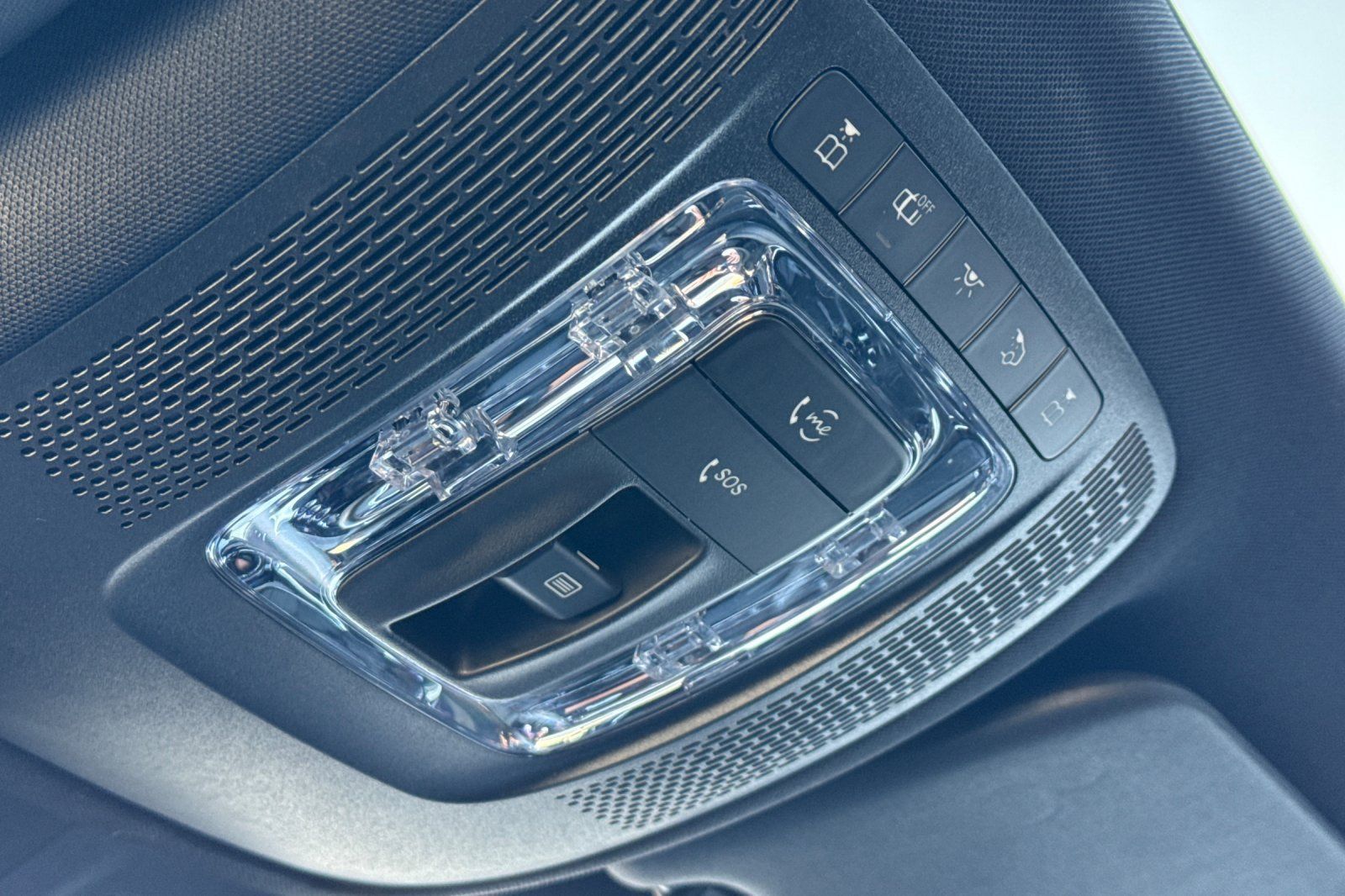 Certified 2023 Mercedes-Benz EQB 300 4MATIC image 22