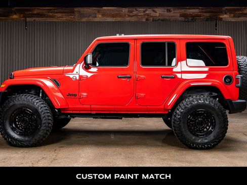 Used 2025 Jeep Wrangler Sport S image 6