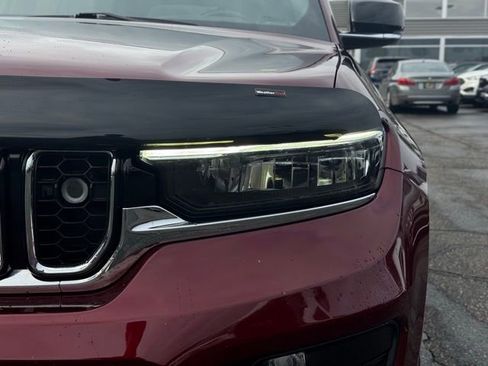 Certified 2022 Jeep Grand Cherokee Overland w/ Adv Protech Group III image 11