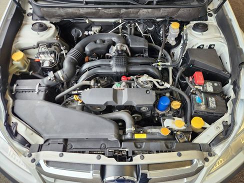 Used 2013 Subaru Outback 2.5i Limited w/ Moonroof Pkg image 15