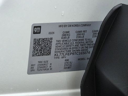 Used 2026 Chevrolet Trax LS w/ LS Convenience Package FWD image 36