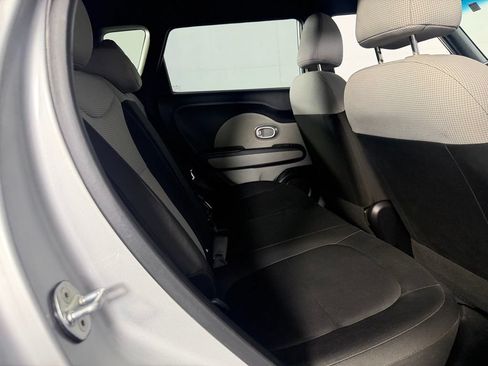 Used 2019 Kia Soul FWD image 26