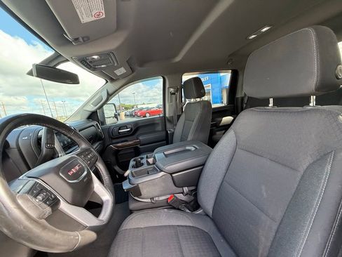 Used 2023 GMC Sierra 2500 SLE w/ SLE Value Package; AWD/4WD image 4