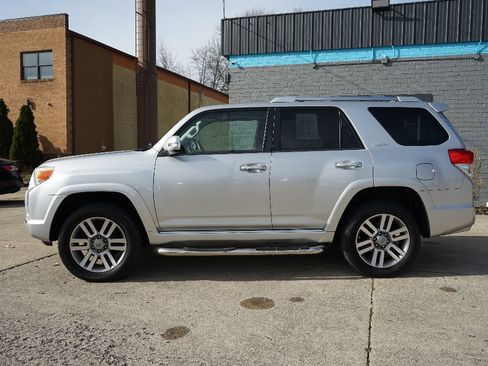 Used 2011 Toyota 4Runner Limited image 2