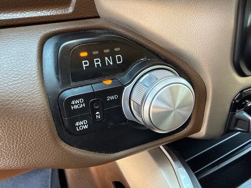 Used 2022 RAM 2500 Laramie AWD/4WD image 16