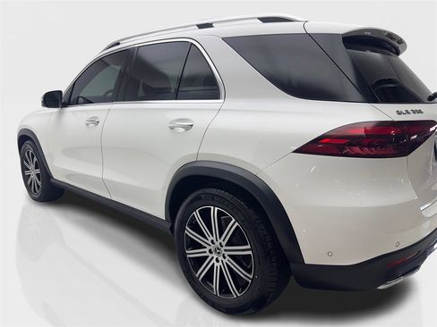 Used 2024 Mercedes-Benz GLE 350 4MATIC image 14