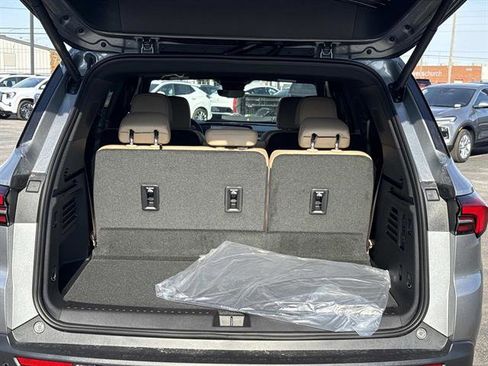 New 2026 Buick Enclave Preferred w/ Power Package image 9