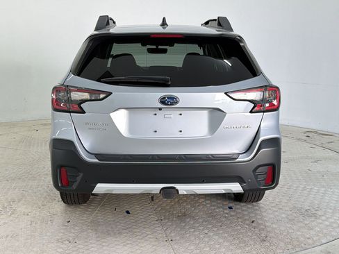 Used 2022 Subaru Outback Limited XT w/ Popular Package #2 AWD/4WD image 10