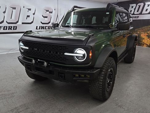 Used 2023 Ford Bronco Wildtrak image 18