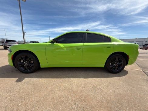 Used 2023 Dodge Charger SXT w/ Blacktop Package image 10