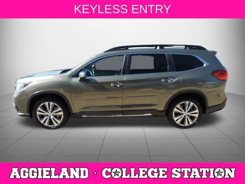 Used 2022 Subaru Ascent Touring image 7