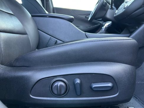 Used 2024 Chevrolet Malibu LT FWD image 27