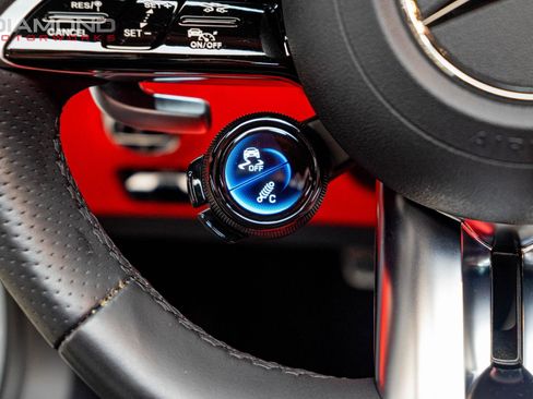 Used 2023 Mercedes-Benz SL 63 AMG 4MATIC image 99