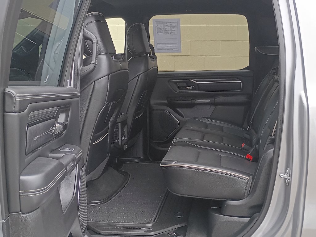 Used 2022 RAM 1500 Limited w/ Body-Colour Bumper Group AWD/4WD image 16