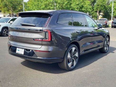New 2025 Volvo EX90 Ultra image 5