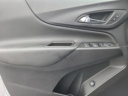 Certified 2024 Chevrolet Equinox LT w/ LPO, Floor Liner Package FWD image 19