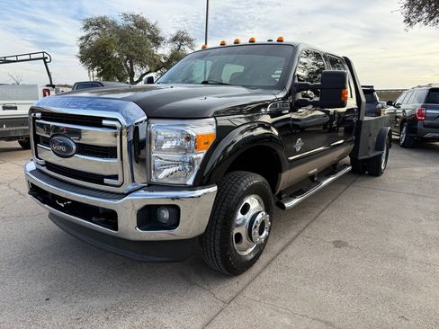 Used 2012 Ford F350 Lariat w/ Lariat Ultimate Pkg image 3