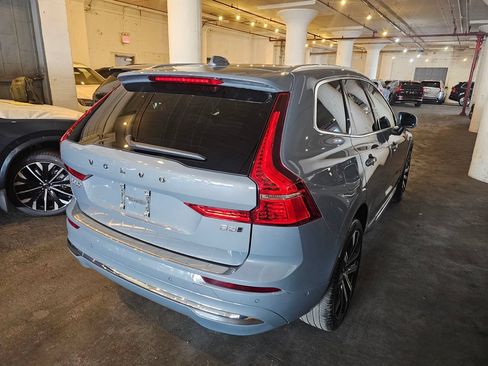 Certified 2023 Volvo XC60 B5 Ultimate AWD/4WD image 4