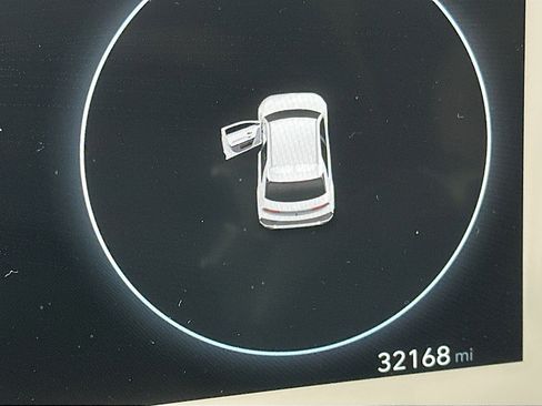 Used 2024 Hyundai Ioniq 5 SEL image 17