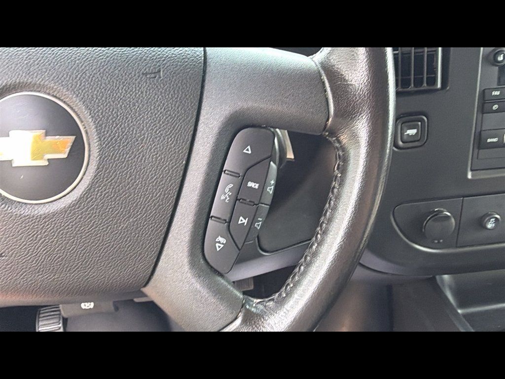 Used 2021 Chevrolet Express 2500 w/ Driver Convenience Package RWD image 15