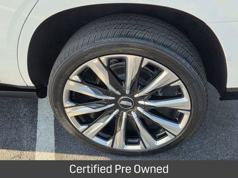 Certified 2025 Cadillac Escalade Premium Luxury Platinum AWD/4WD image 12