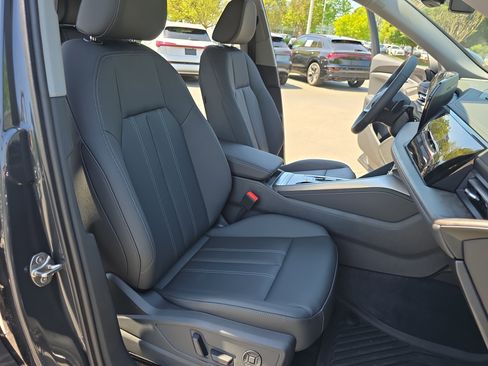 New 2026 Audi Q5 Premium image 10