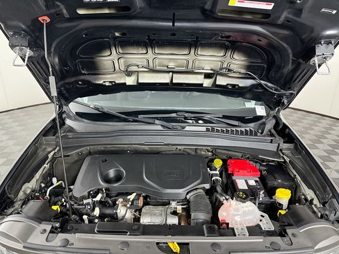 Used 2019 Jeep Renegade Limited image 31