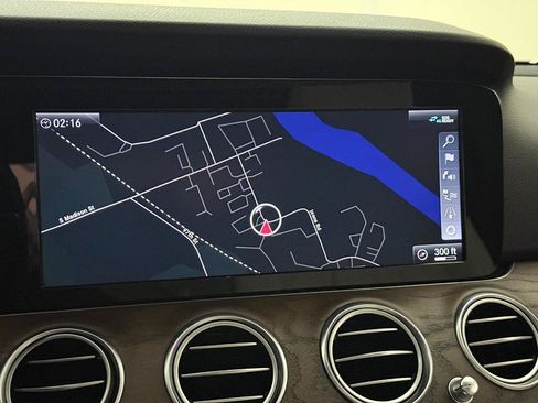 Used 2019 Mercedes-Benz E 450 4MATIC Sedan image 33