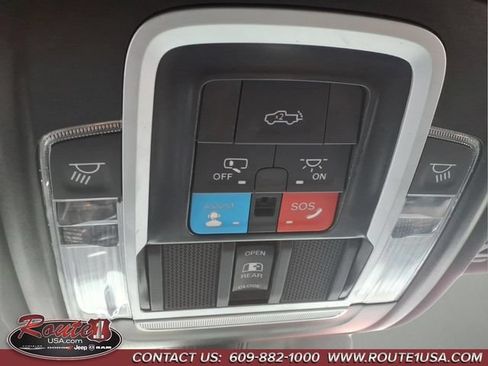 Used 2025 RAM 1500 Big Horn AWD/4WD image 37