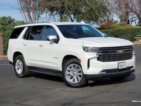 Used 2024 Chevrolet Tahoe Premier AWD/4WD image 2