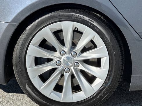 Used 2019 Tesla Model S 100D image 25