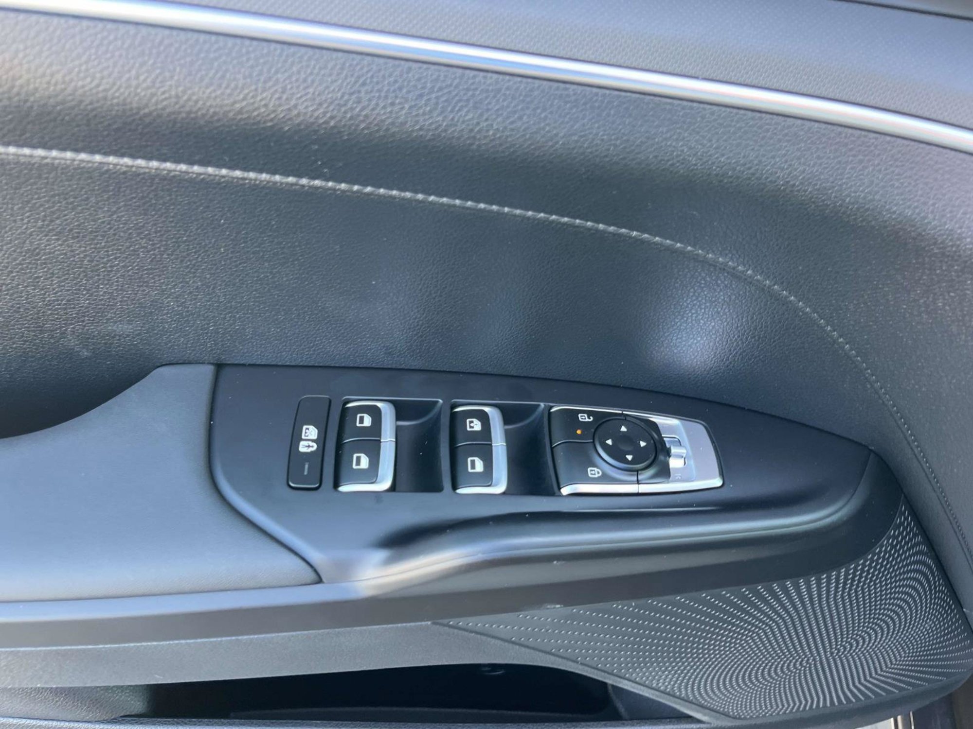 New 2026 Kia K5 LXS FWD image 21
