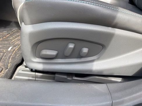 Used 2014 Chevrolet Impala LTZ FWD image 26