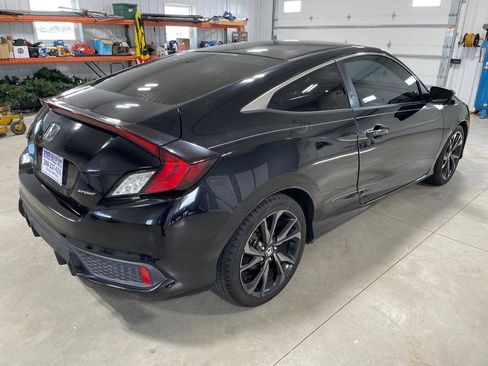 Used 2019 Honda Civic Sport image 7