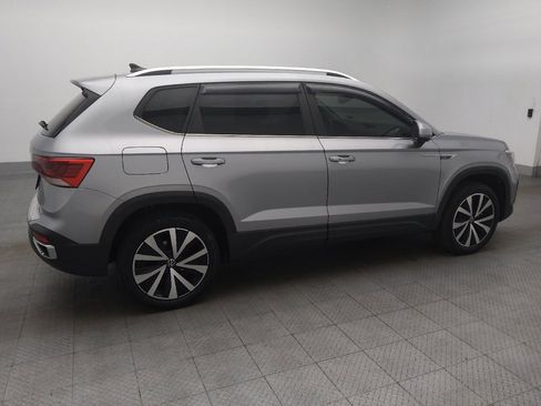 Used 2023 Volkswagen Taos SE image 10