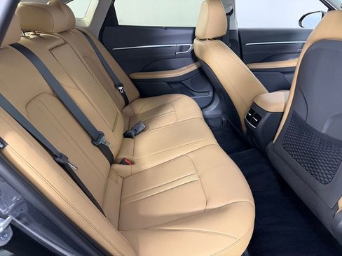Used 2025 Hyundai Sonata Limited image 33